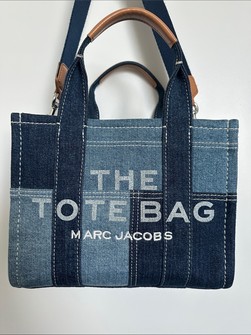 MARC JACOBS THE DENIM SMALL TOTE BAG - Picture 5 of 10